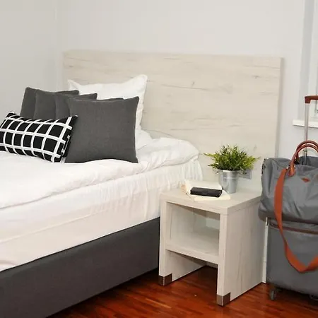 Rooftop Apartment *